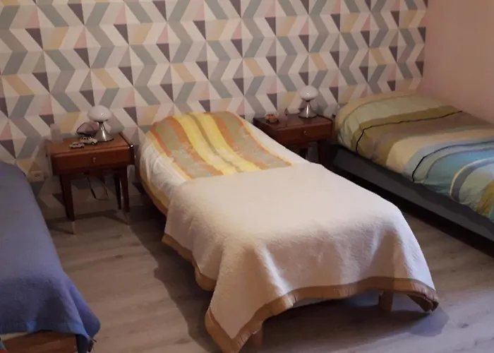 Au Val Des Meuris Bed & Breakfast Taintrux